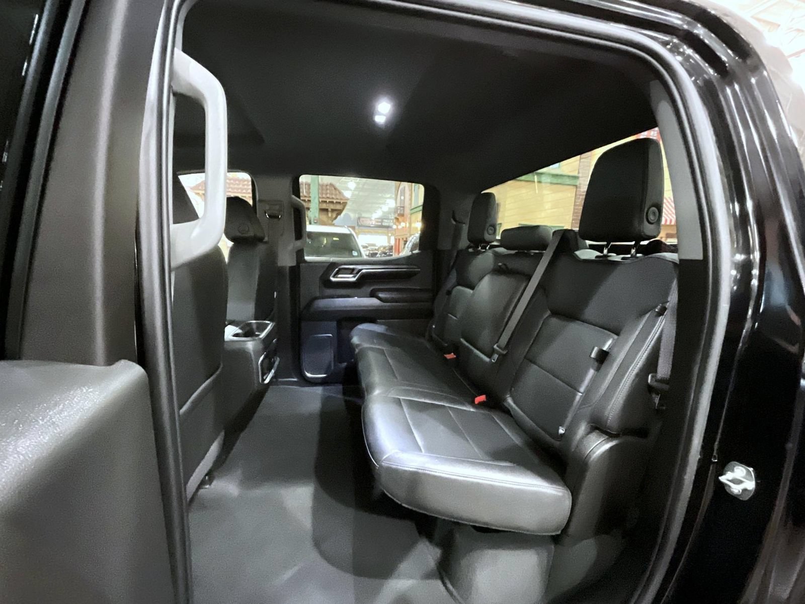 2024 Chevrolet Silverado 1500 LTZ - Photo 19