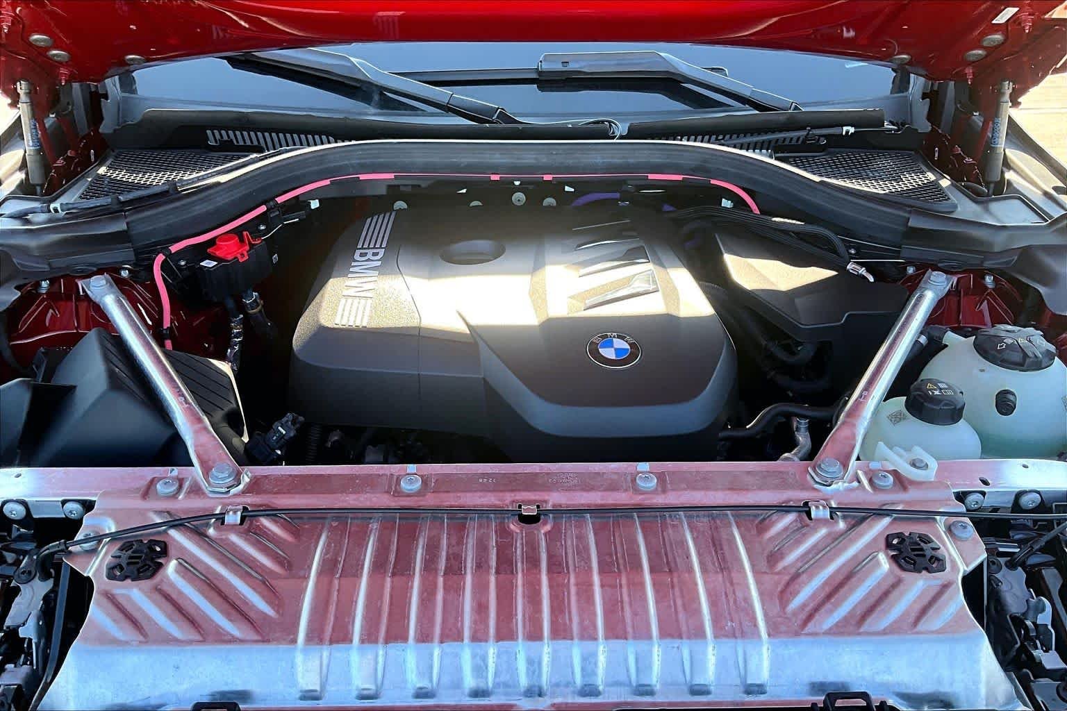 Used 2026 Vegas Red Metallic BMW 30 xDrive image 30