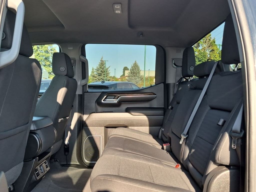 Certified Used 2023 Onyx Black GMC Elevation image 23