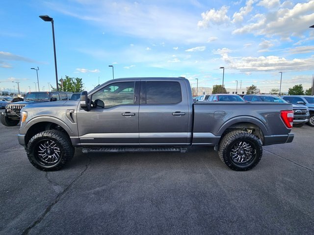 Used 2023 Gray Metallic Ford LARIAT image 40