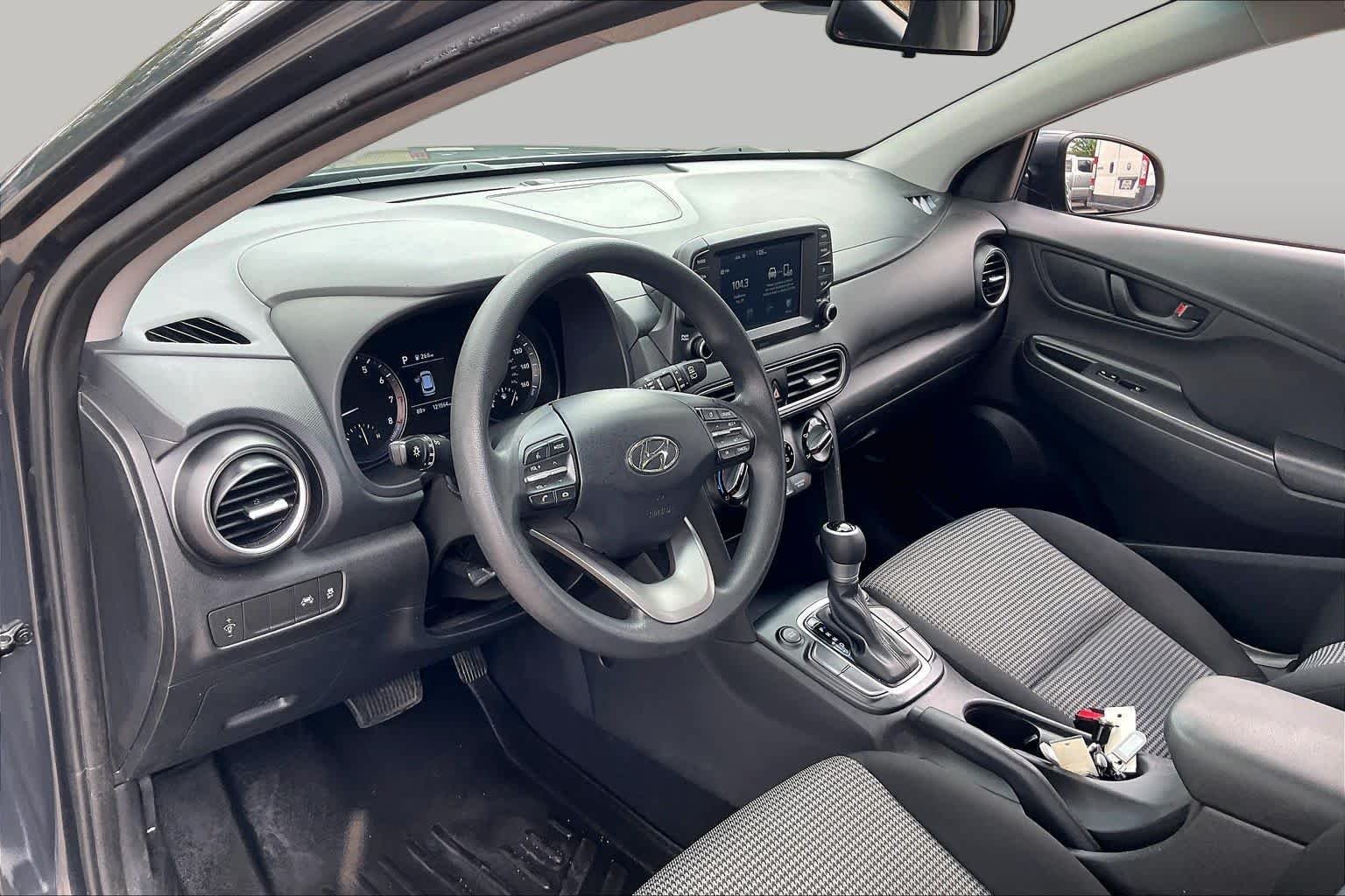Used 2019 Thunder Gray Hyundai SE image 17