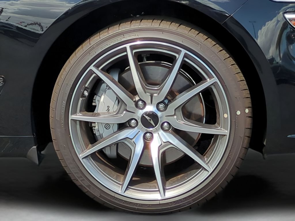 2026 GENESIS G70 Standard - Photo 11