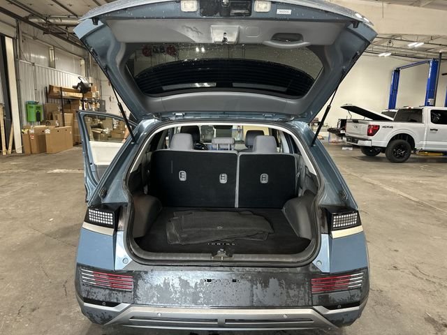 Certified Used 2023 Blue Hyundai SE image 25