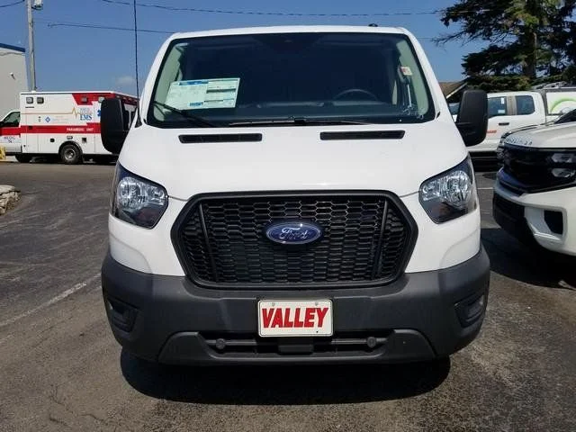 New 2025 White Ford Base image 17