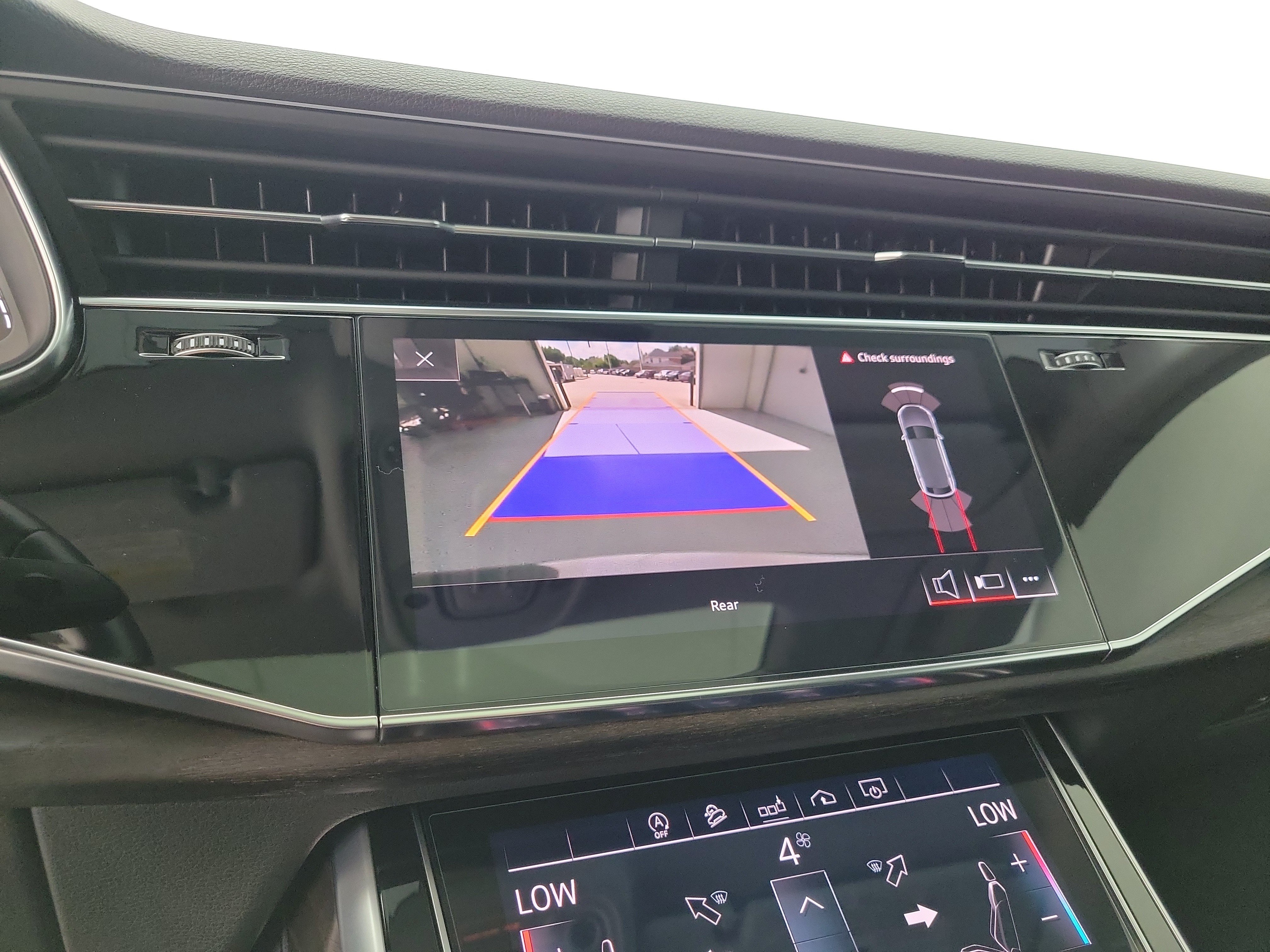 Used 2019 Gray Metallic Audi 3.0T Premium image 27