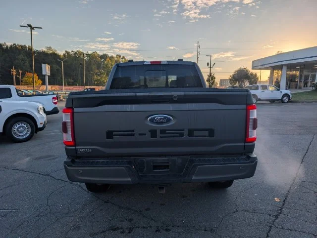 Used 2023 Gray Ford Lariat image 4