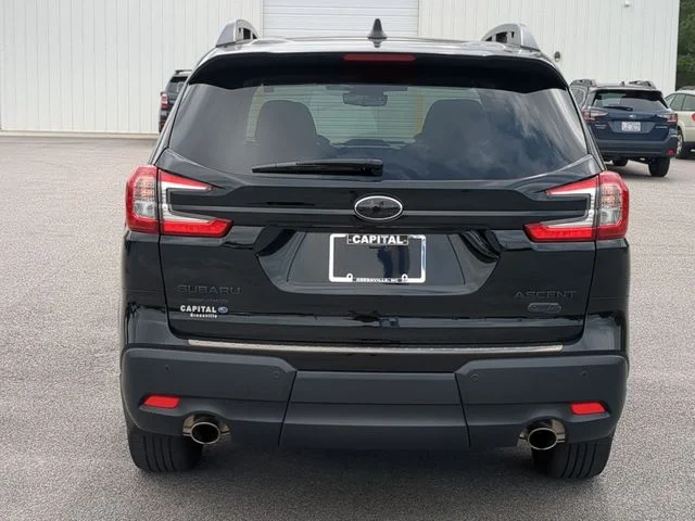 Used 2025 Black Subaru Onyx Edition Touring image 4