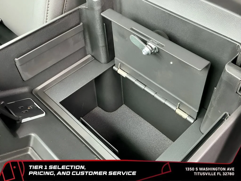 New 2026 Onyx Black GMC SLT image 31
