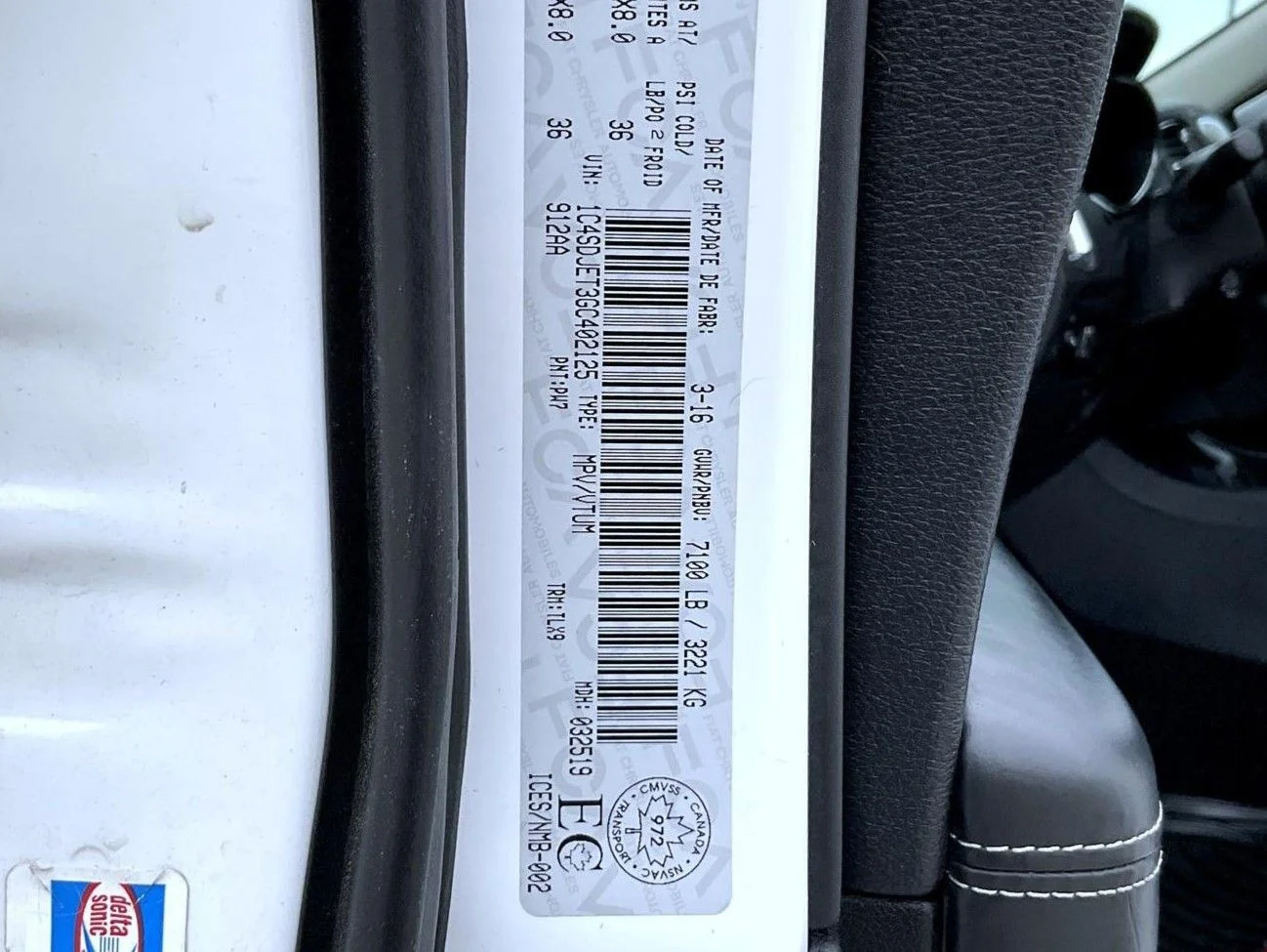 Used 2016 White Dodge Citadel image 28