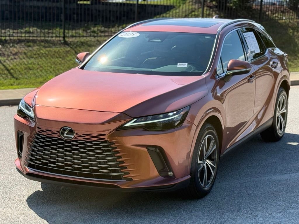 2025 Lexus RX 350 - Photo 8
