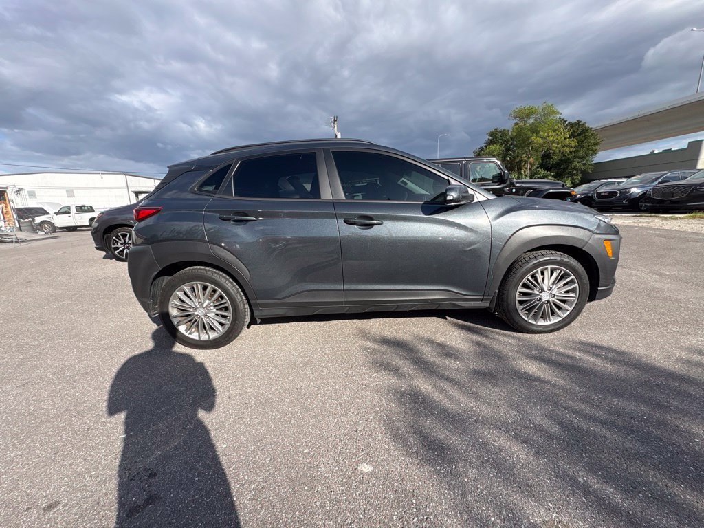 Used 2020 Gray Hyundai SEL Plus image 2