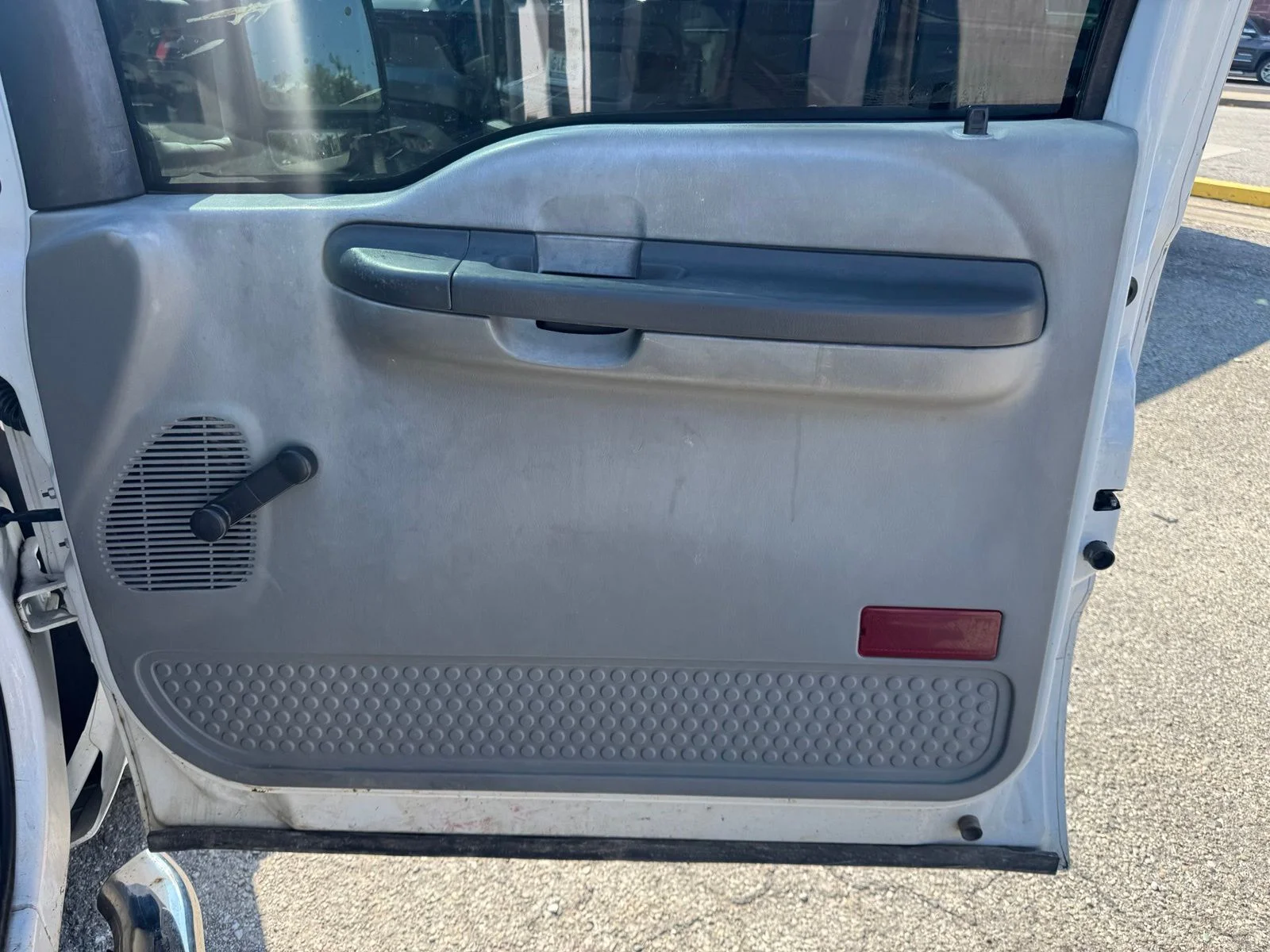 Used 2003 White Ford XLT image 25