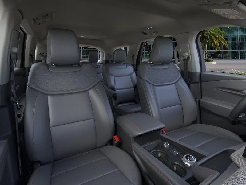 New 2026 Agate Black Metallic Ford Active image 37