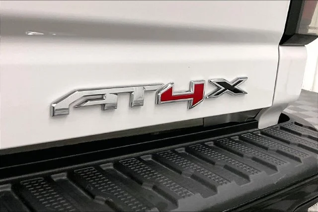 Used 2025 Summit White GMC AT4X image 9