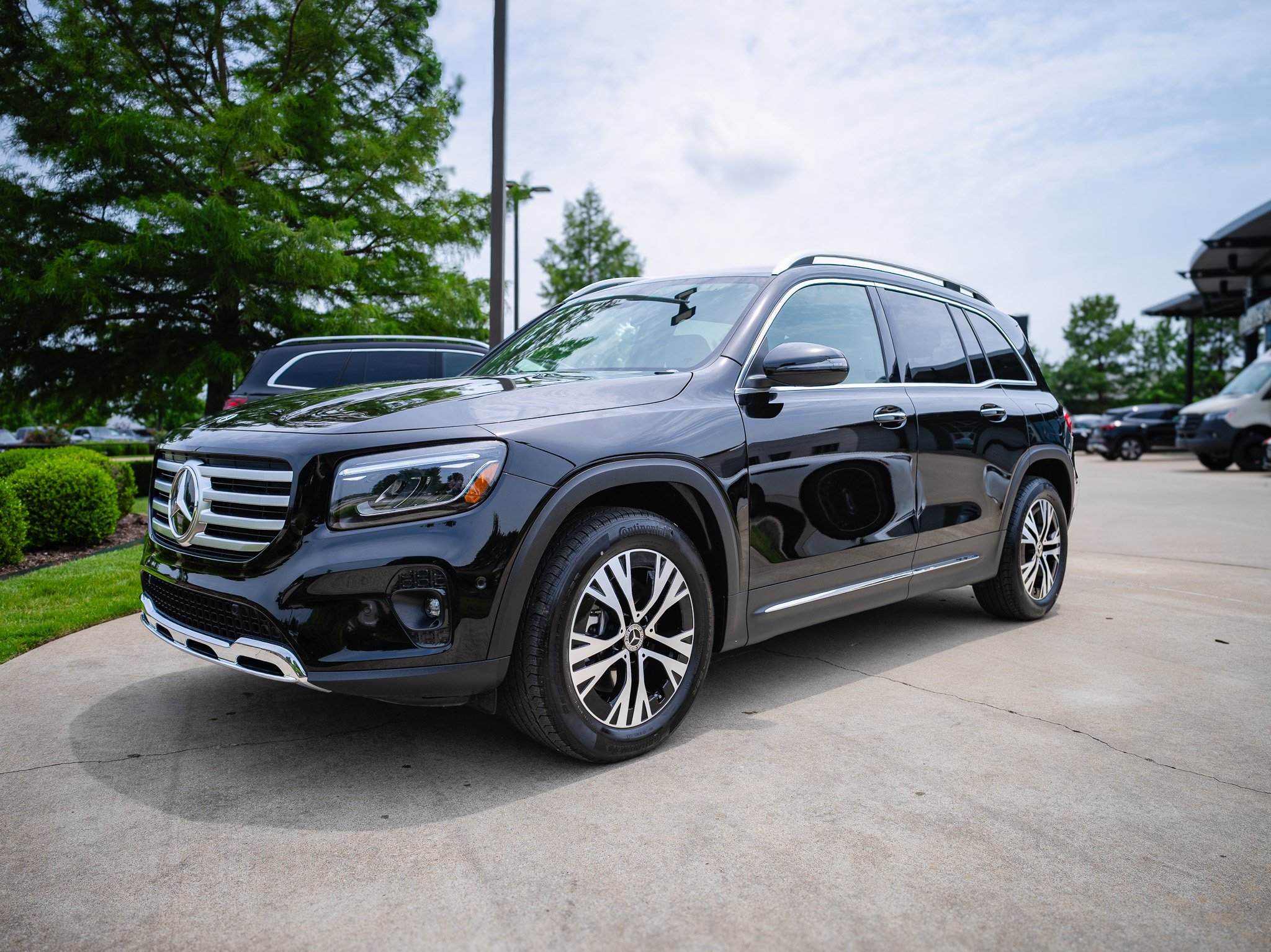 Certified Used 2025 Night Black Mercedes-Benz GLB 250 image 8