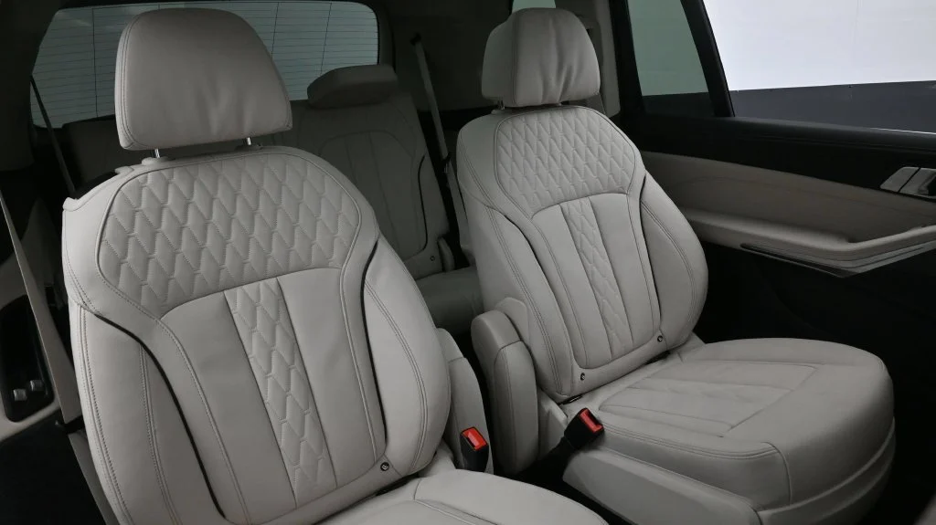 2025 BMW X7 40i - Photo 12