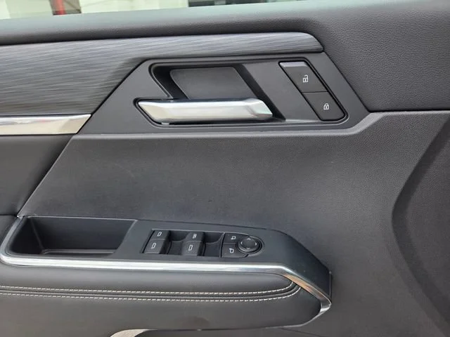 2025 GMC Acadia Elevation - Photo 21