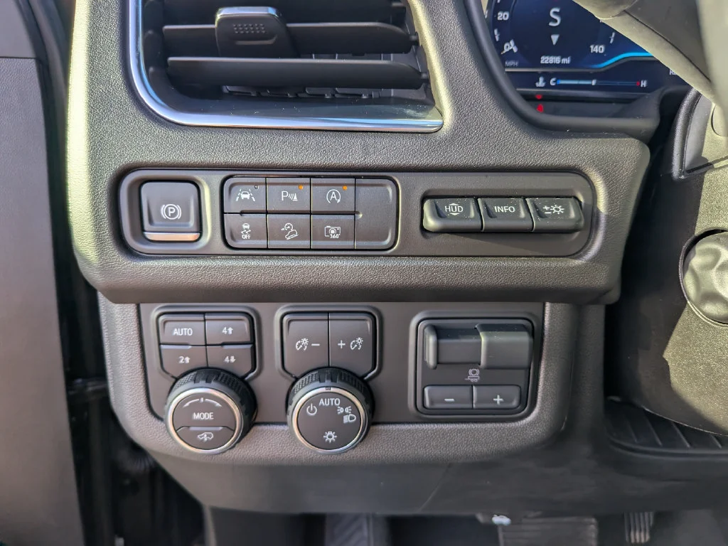 Used 2024 Black Chevrolet High Country image 29