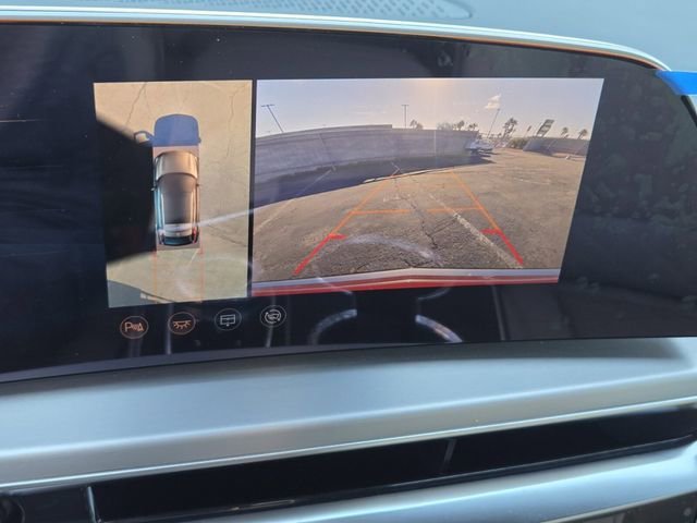 2025 Cadillac LYRIQ Luxury 3 - Photo 25