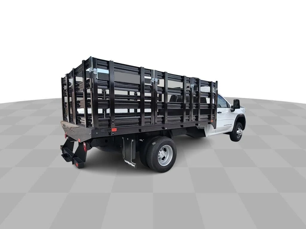 2025 GMC Sierra 3500HD Pro - Photo 8