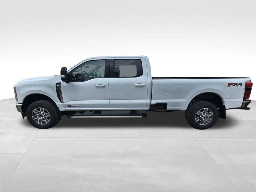 New 2026 Oxford White Ford F-350® Lariat® image 4