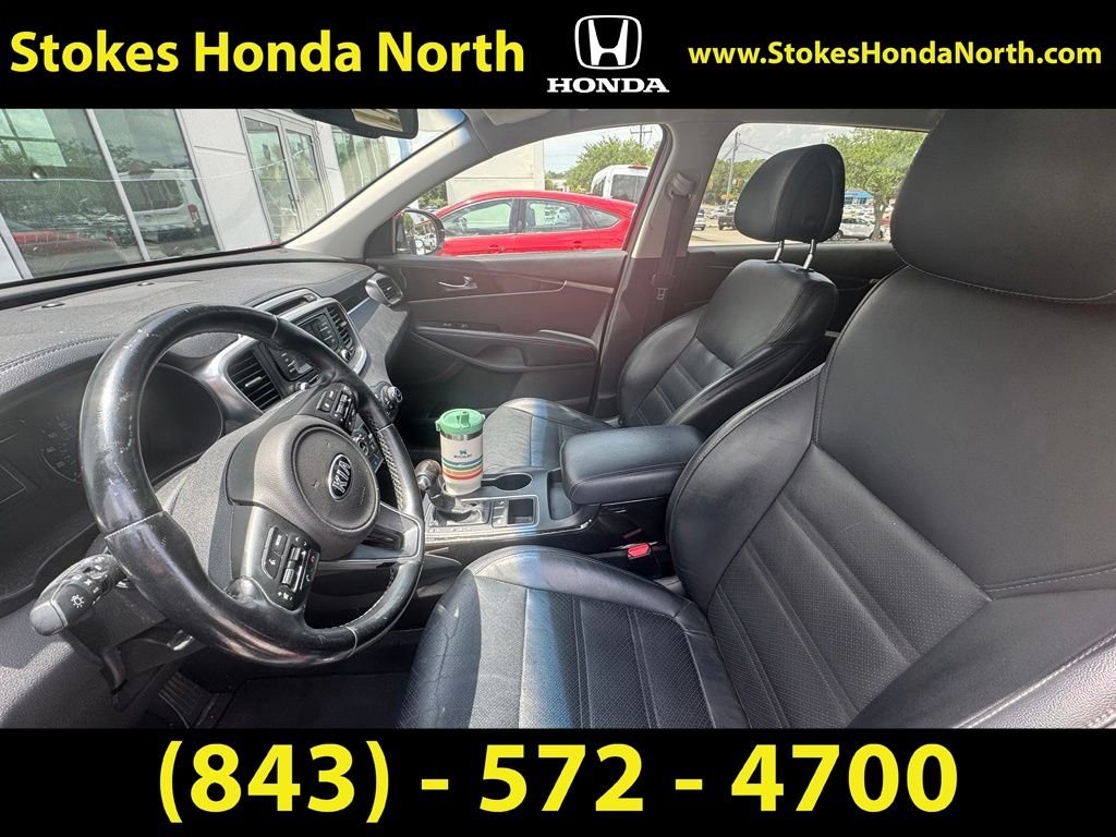 Used 2016 Red Kia EX image 9