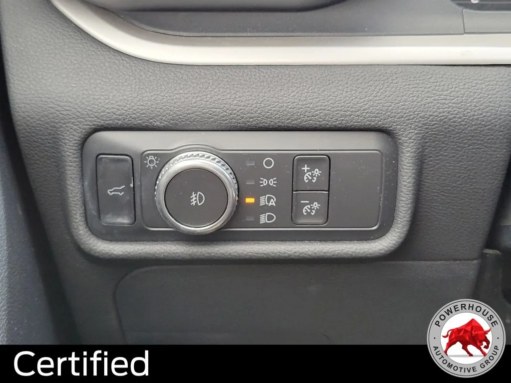 Used 2020 White Ford XLT image 29