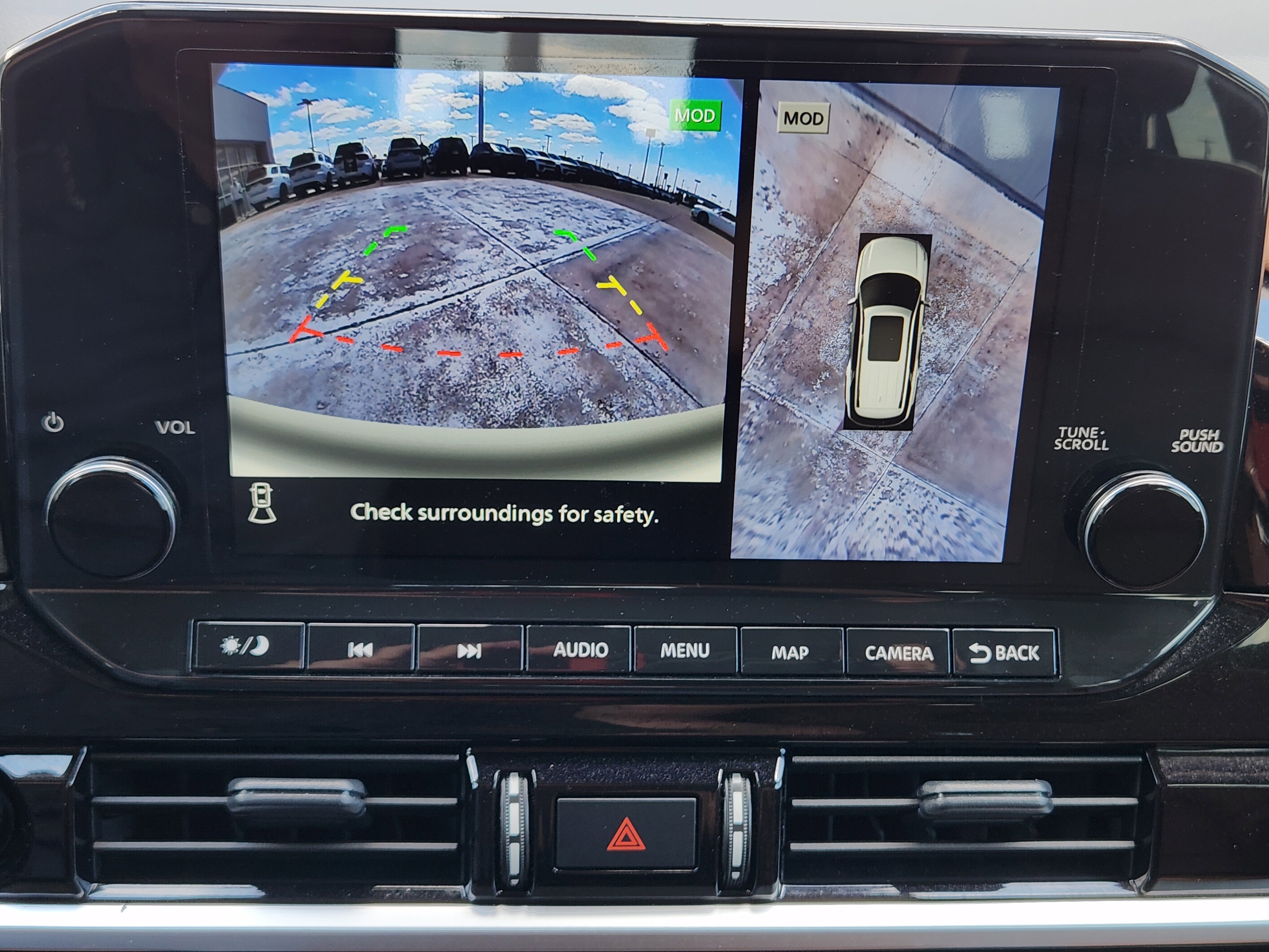 Used 2025 Scarlet Ember Tintcoat/Super Black Nissan Platinum image 20