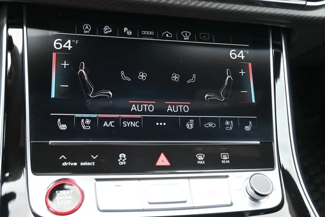 Used 2024  Audi 4.0T Prestige image 35