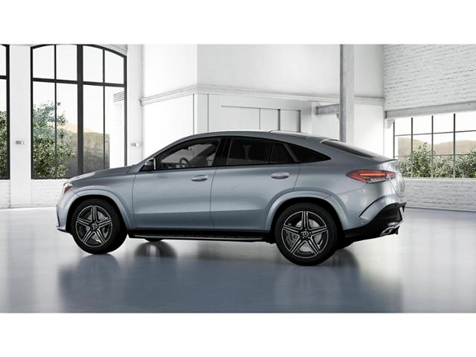Used 2025 Cirrus Silver Metallic Mercedes-Benz 4MATIC® image 31