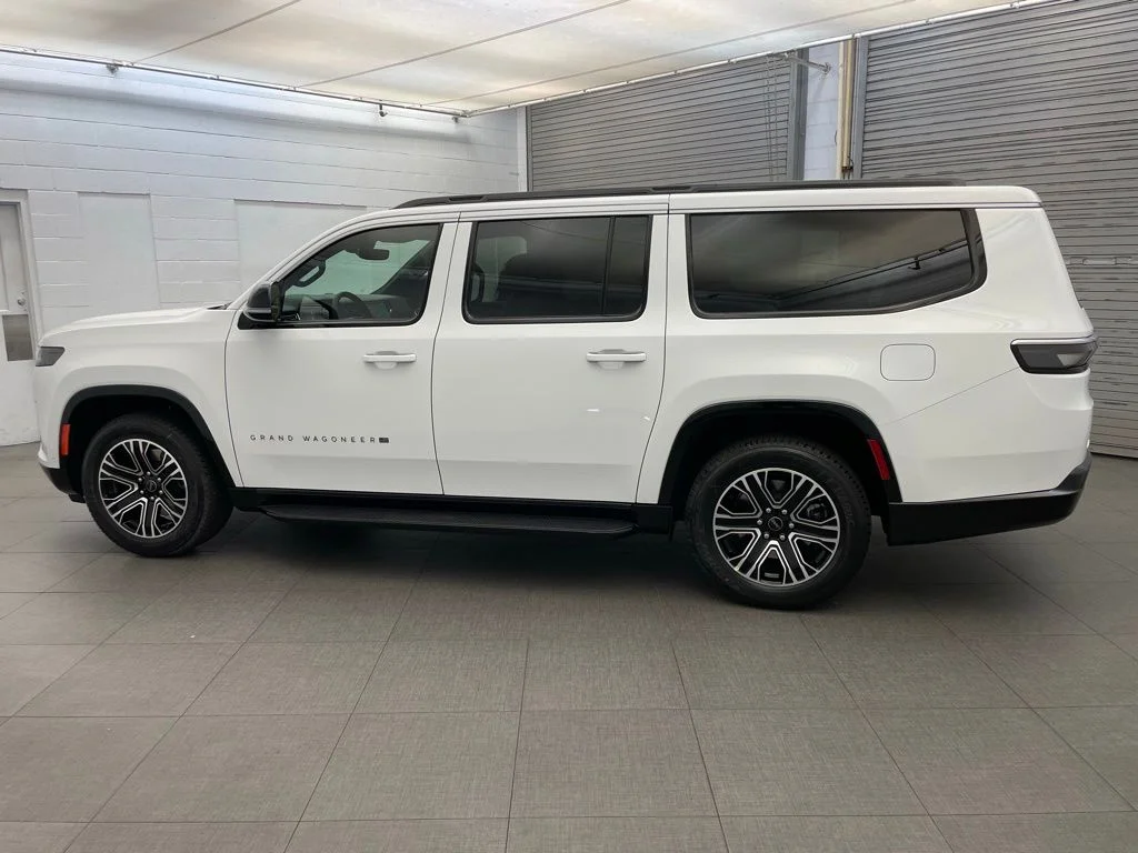 New 2026 White Jeep  image 6