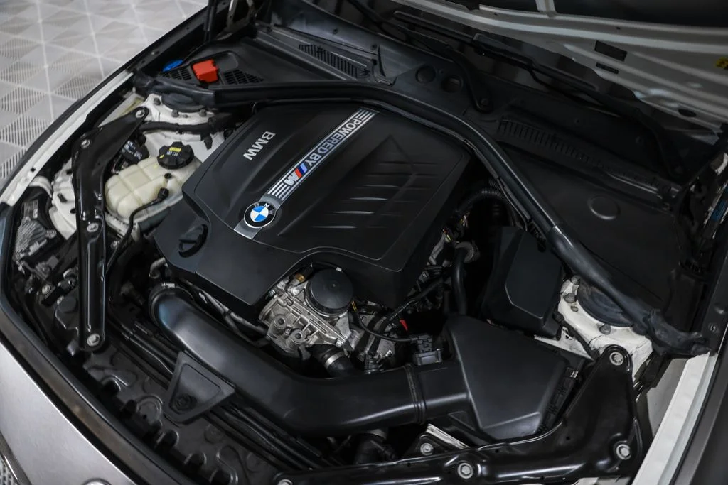 Used 2018 White BMW Base image 30