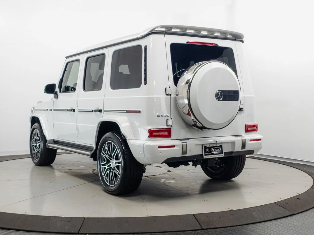 Certified Used 2025 Moonlight White Metallic Mercedes-Benz G 550 image 30