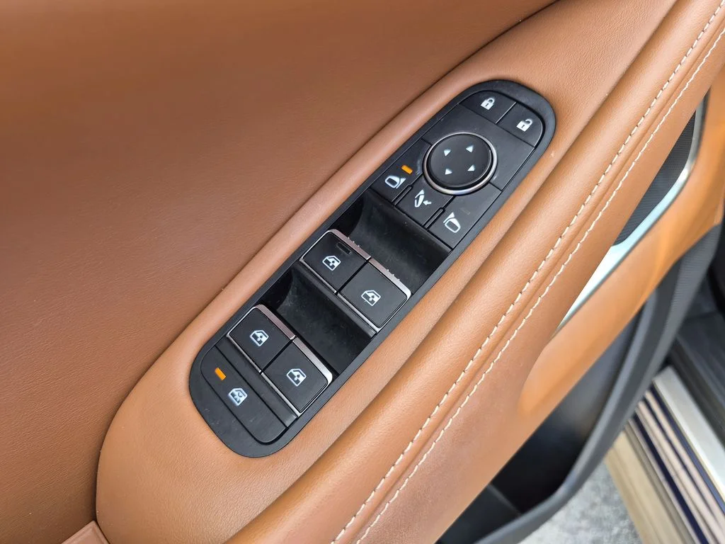 Used 2022 Blue INFINITI Sensory image 20