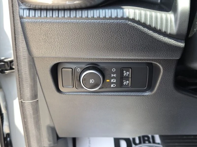 New 2026 Avalanche Ford XLT image 27