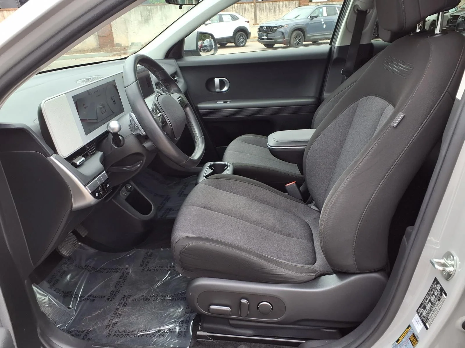 Used 2024 Gray Hyundai SE Standard Range image 17