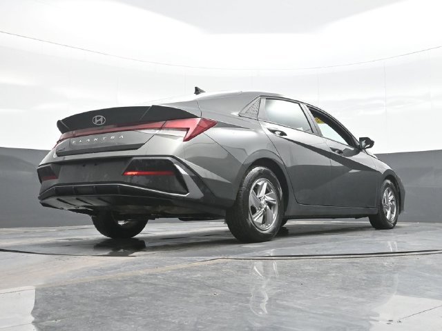 Used 2025 Gray Hyundai SE image 26