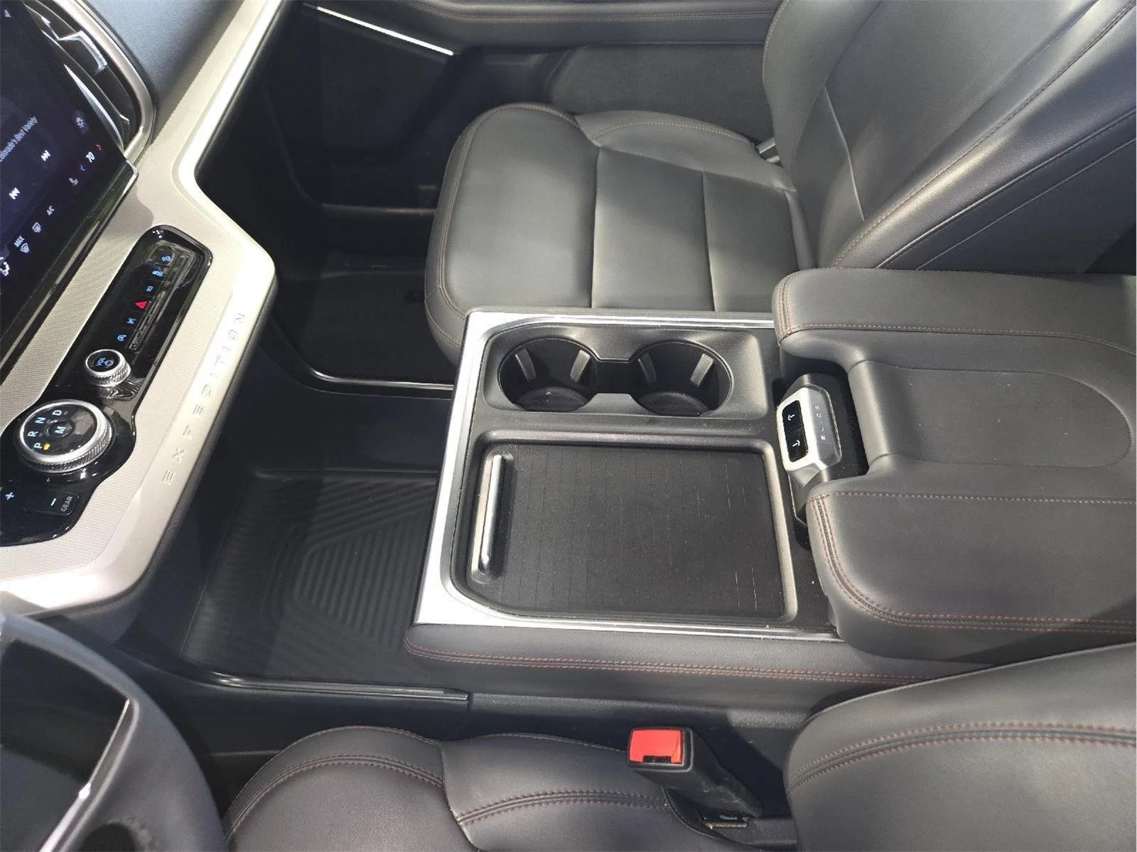 Used 2025 Agate Black Ford Active image 32