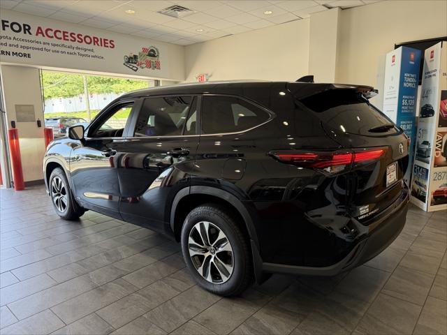 Certified Used 2026 MIDNIGHT BLACK METAL Toyota  image 81