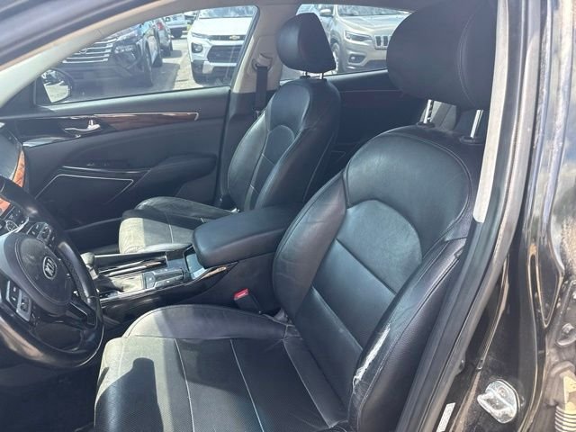 Used 2017 Black Kia Premium image 26