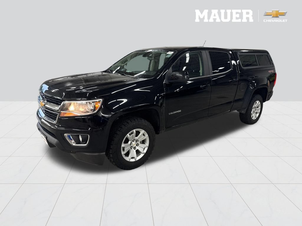 Certified Used 2019 BLACK Chevrolet 4WD LT image 2