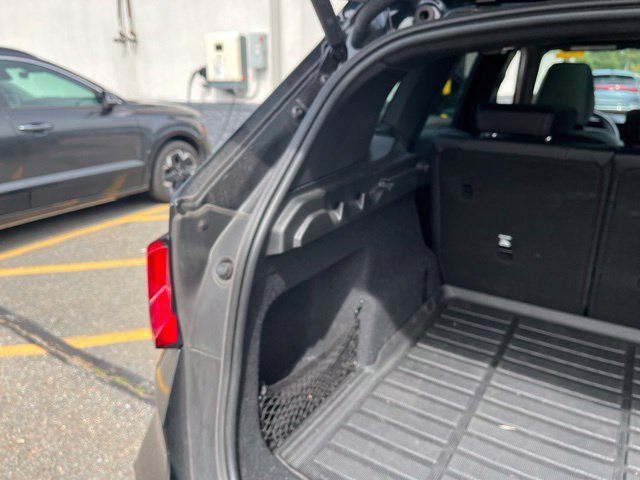 Used 2023 Black Sapphire Metallic BMW xDrive28i image 19