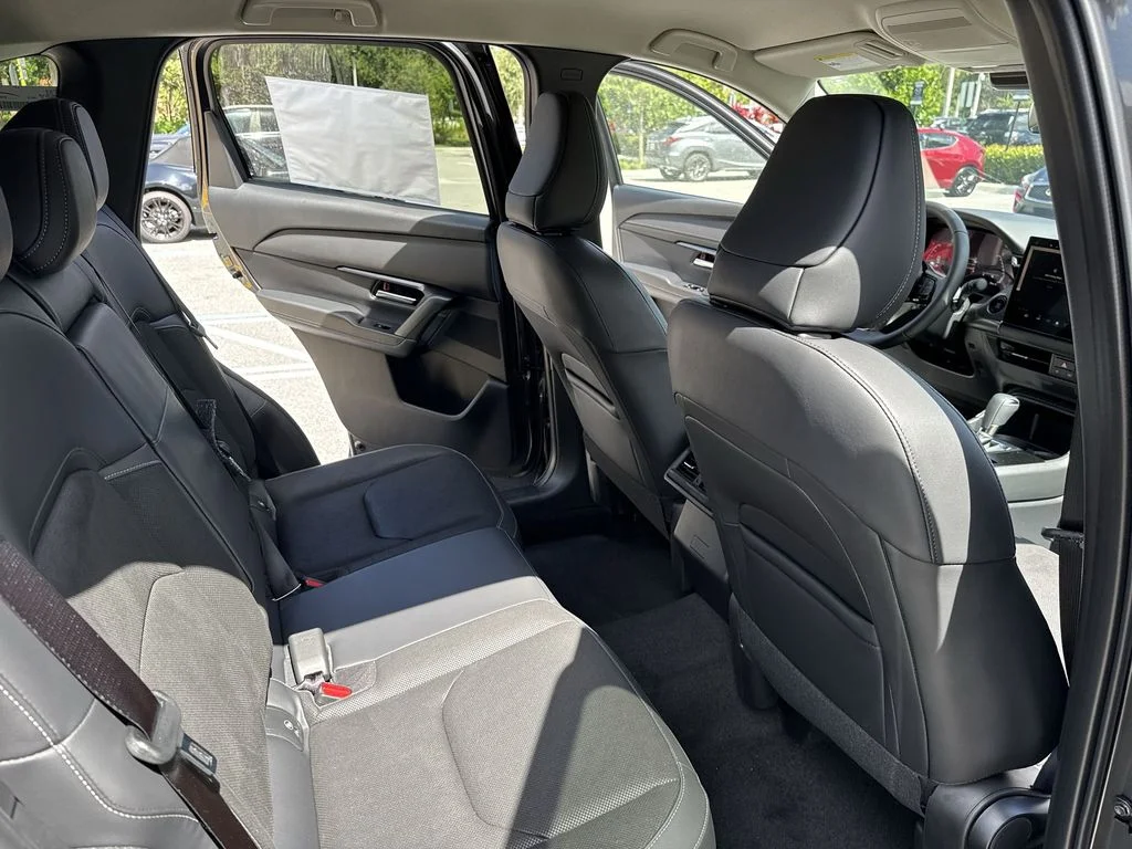 New 2026 Machine Gray Metallic Mazda 2.5 S Select AWD image 33