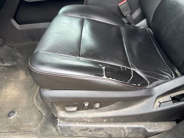 Used 2014 Black GMC SLT image 23