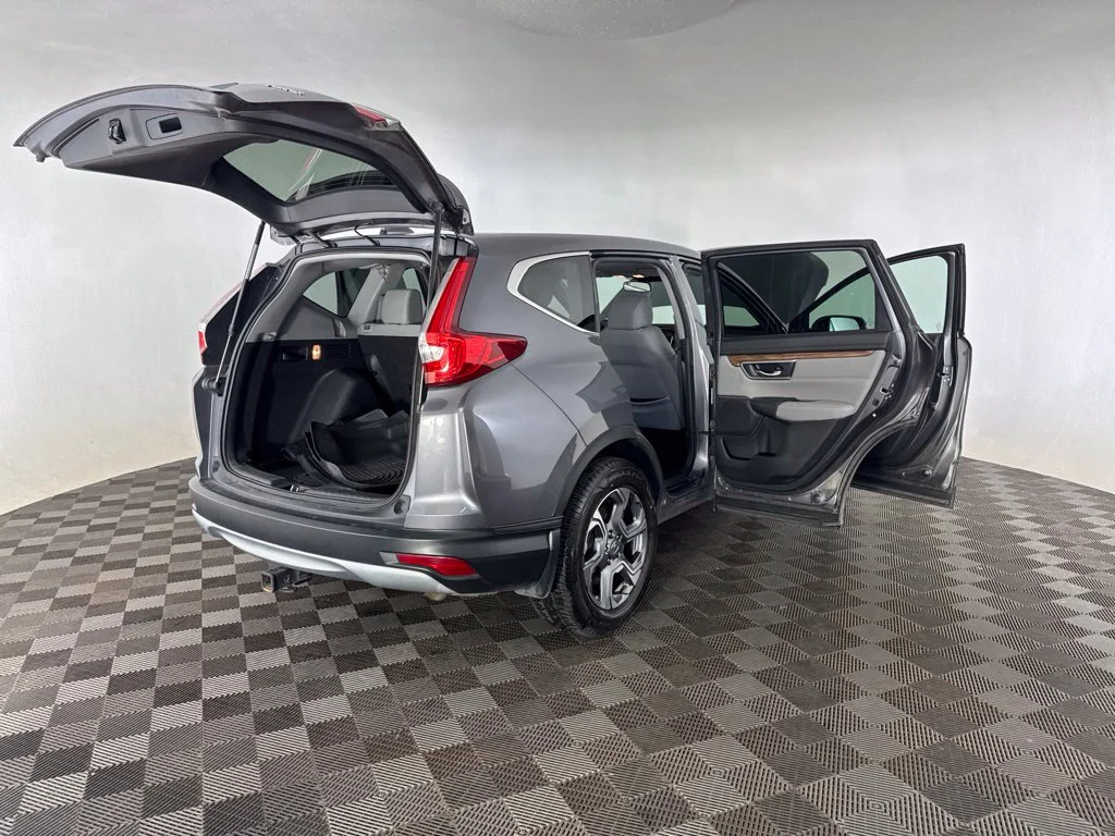 Used 2018  Honda EX image 15