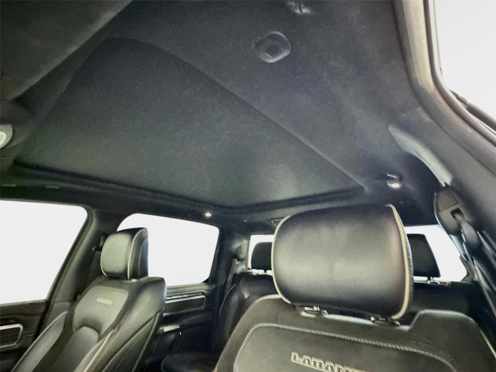 Used 2021 Diamond Black Crystal Pearlcoat Ram Laramie image 14