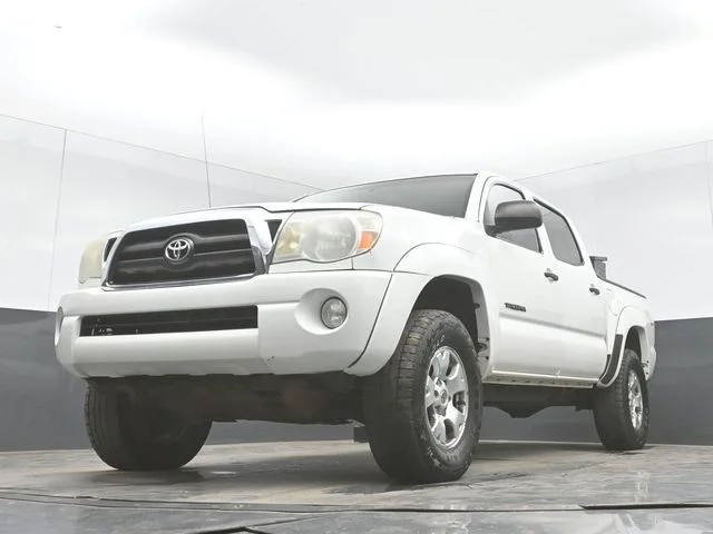 Used 2008 Super White Toyota Base image 38