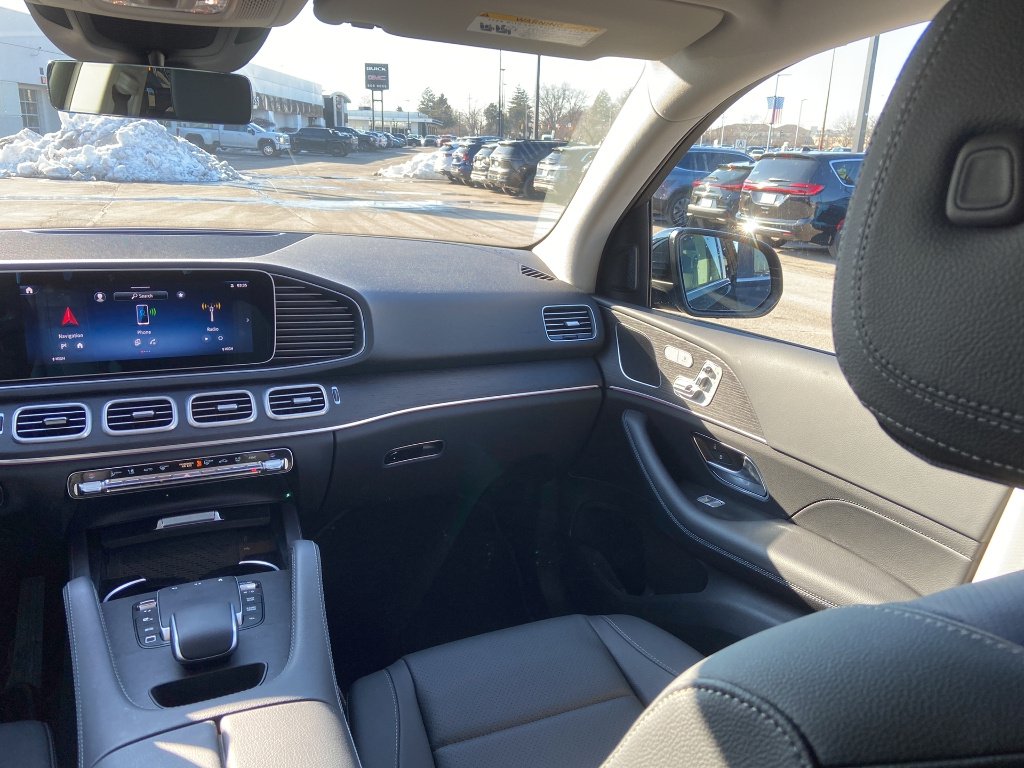 Certified Used 2026 Black Mercedes-Benz GLE 350 4MATIC® image 14