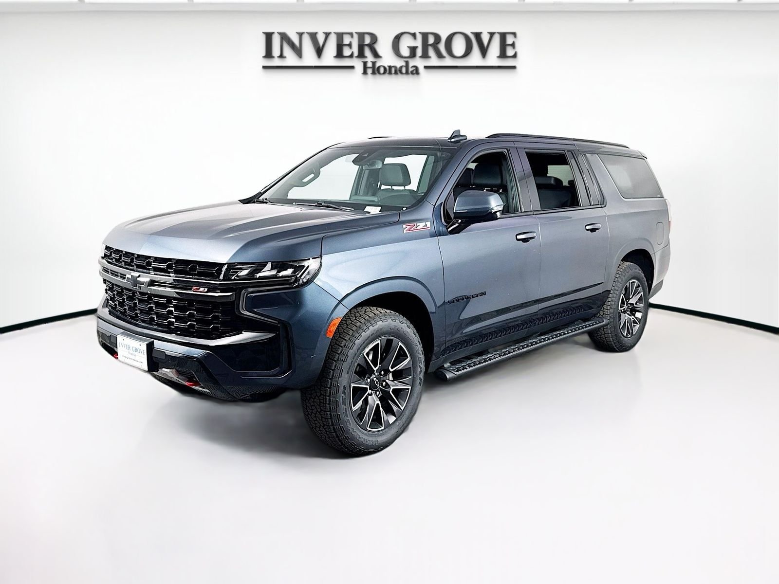 2021 Chevrolet Suburban 4WD 1500 Z71's photo