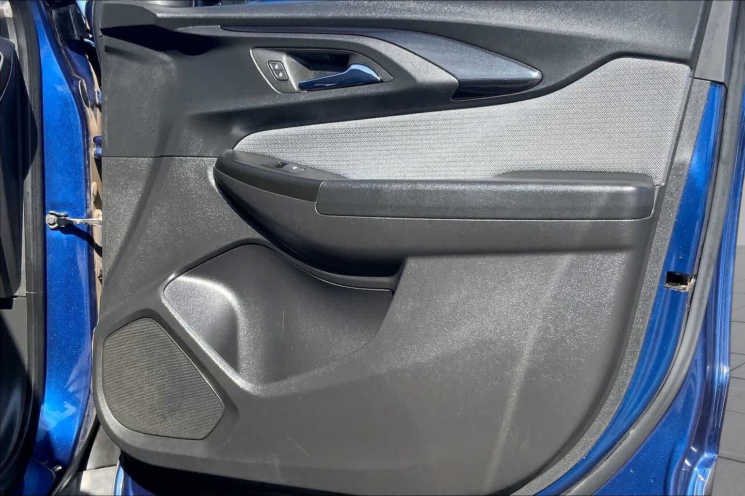 Used 2023 Blue Glow Metallic Chevrolet LT image 23